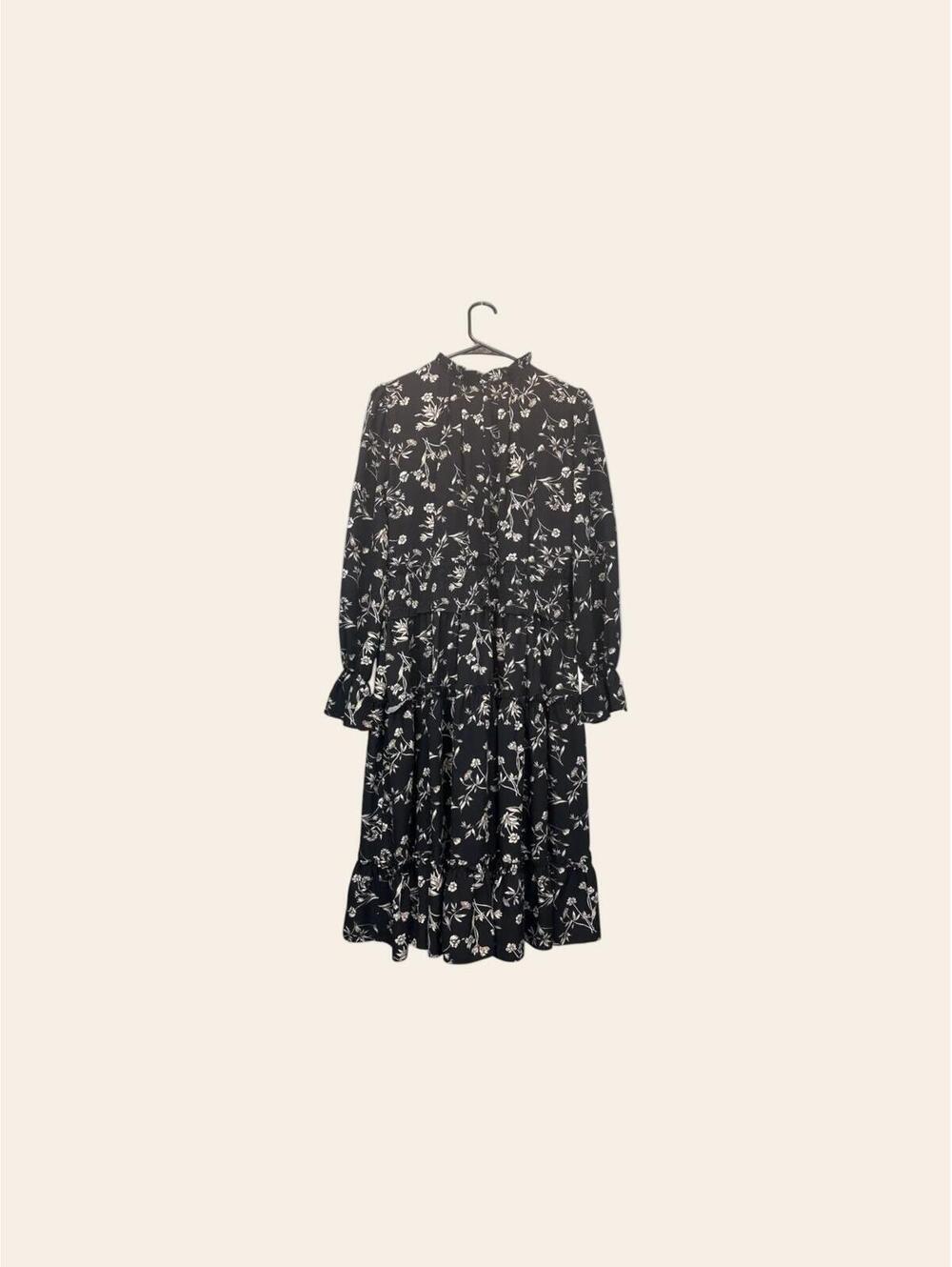 Maple Cliff Dress - Picture 3 of 8